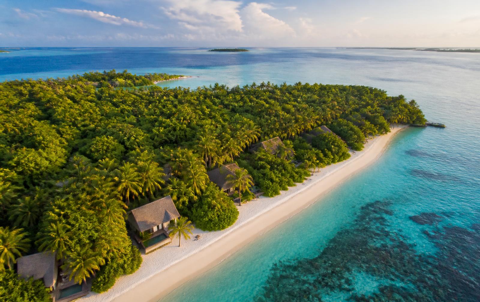 Soneva Fushi — Baa Atoll · UNESCO Biosphere Reserve
